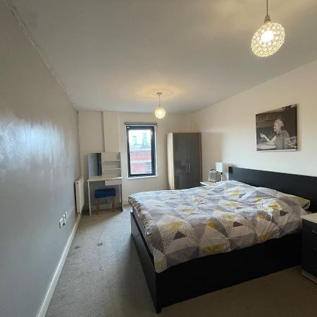 Modern Apartment Near Bullring バーミンガム エクステリア 写真